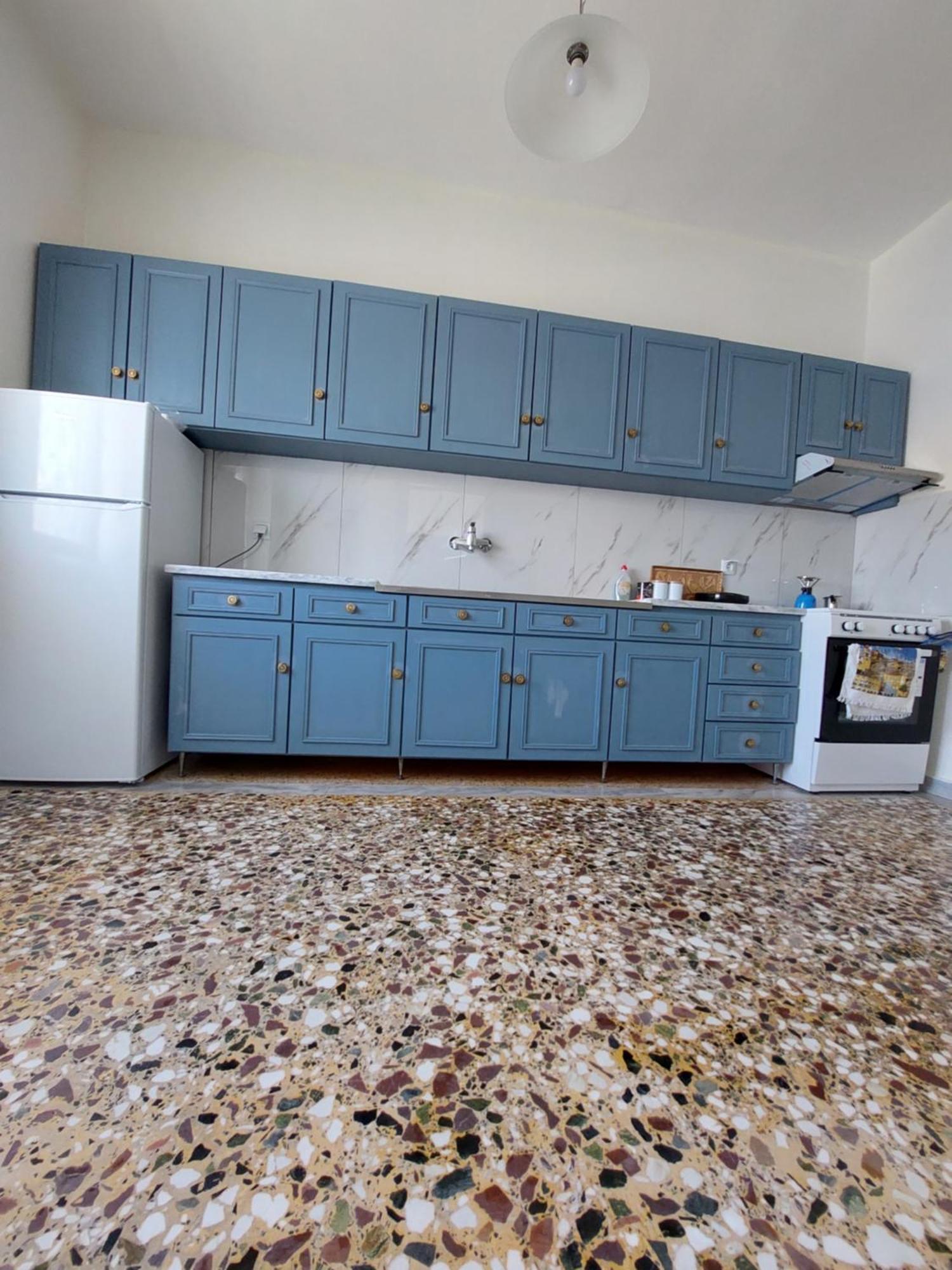 Kiki's * Nea Karvali