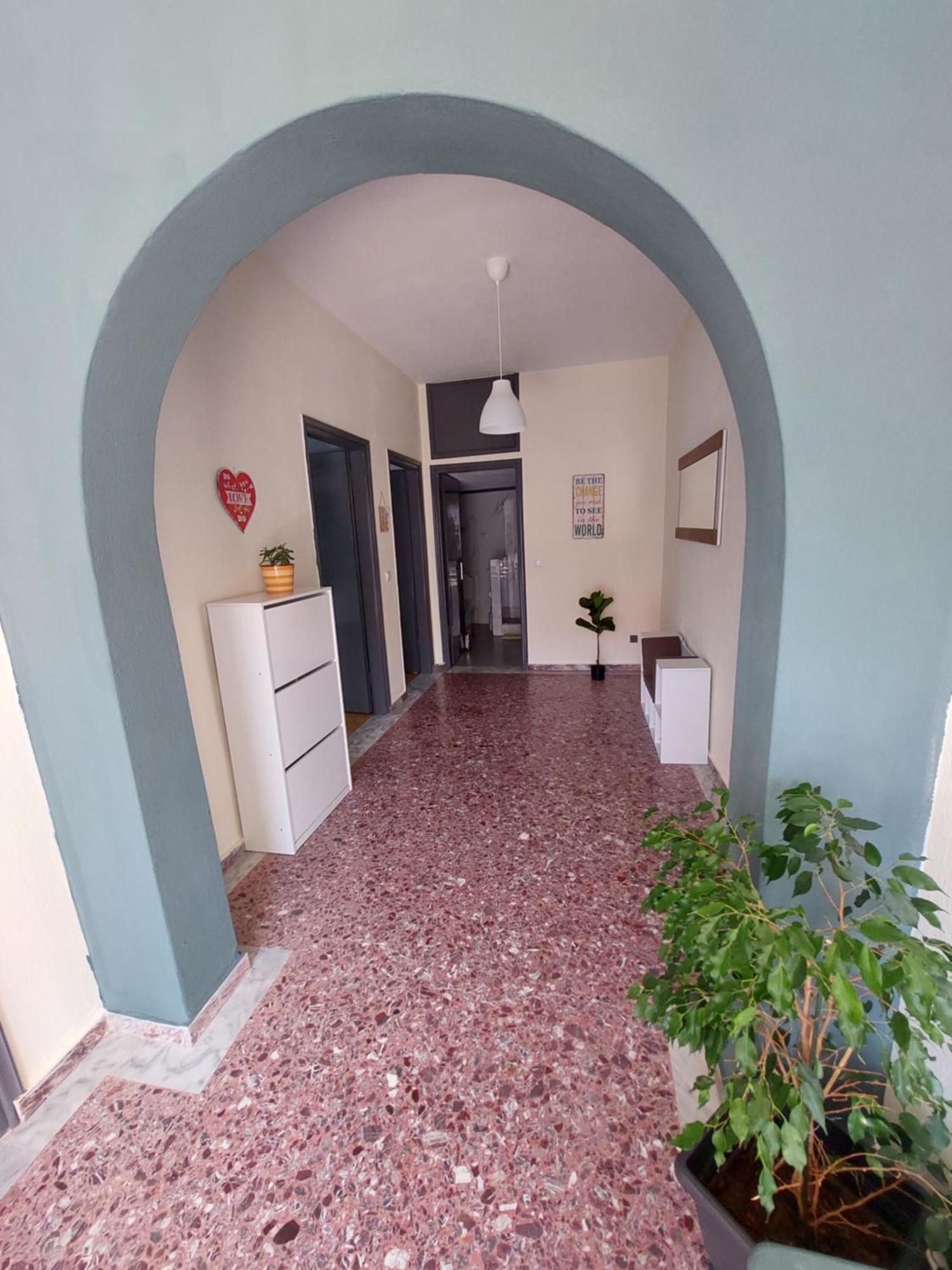 Kiki's Nea Karvali