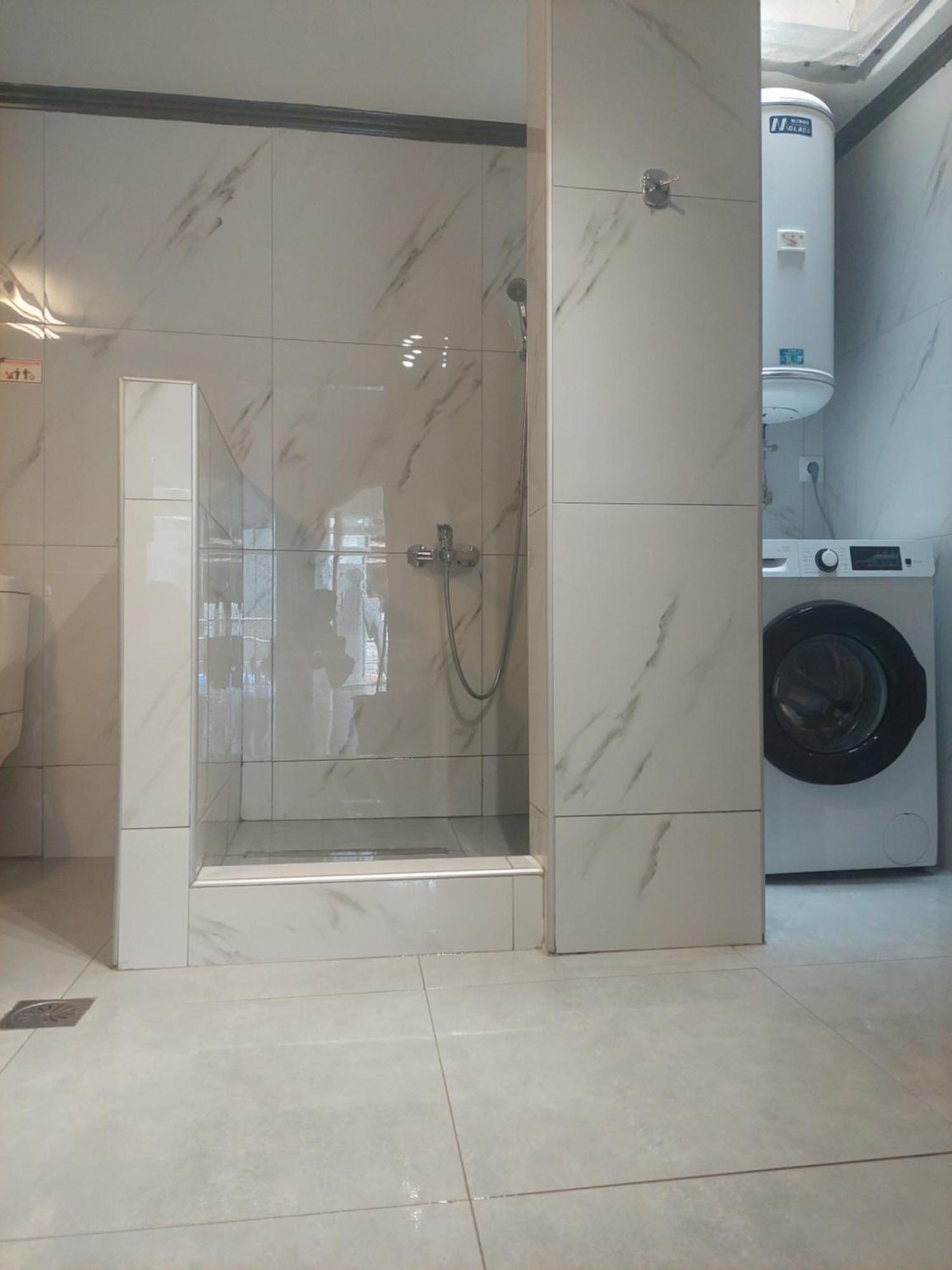 Kiki's Nea Karvali